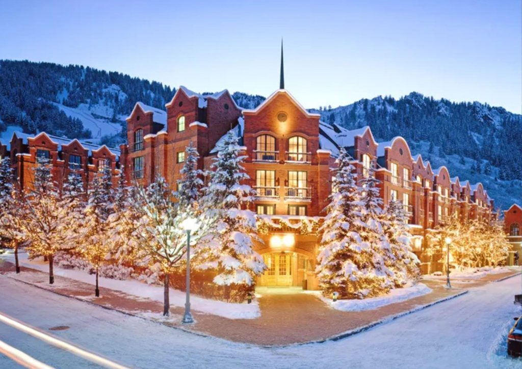 Aspen, the Winter destination where luxury and adventure meet – BADHOMBRE Magazine