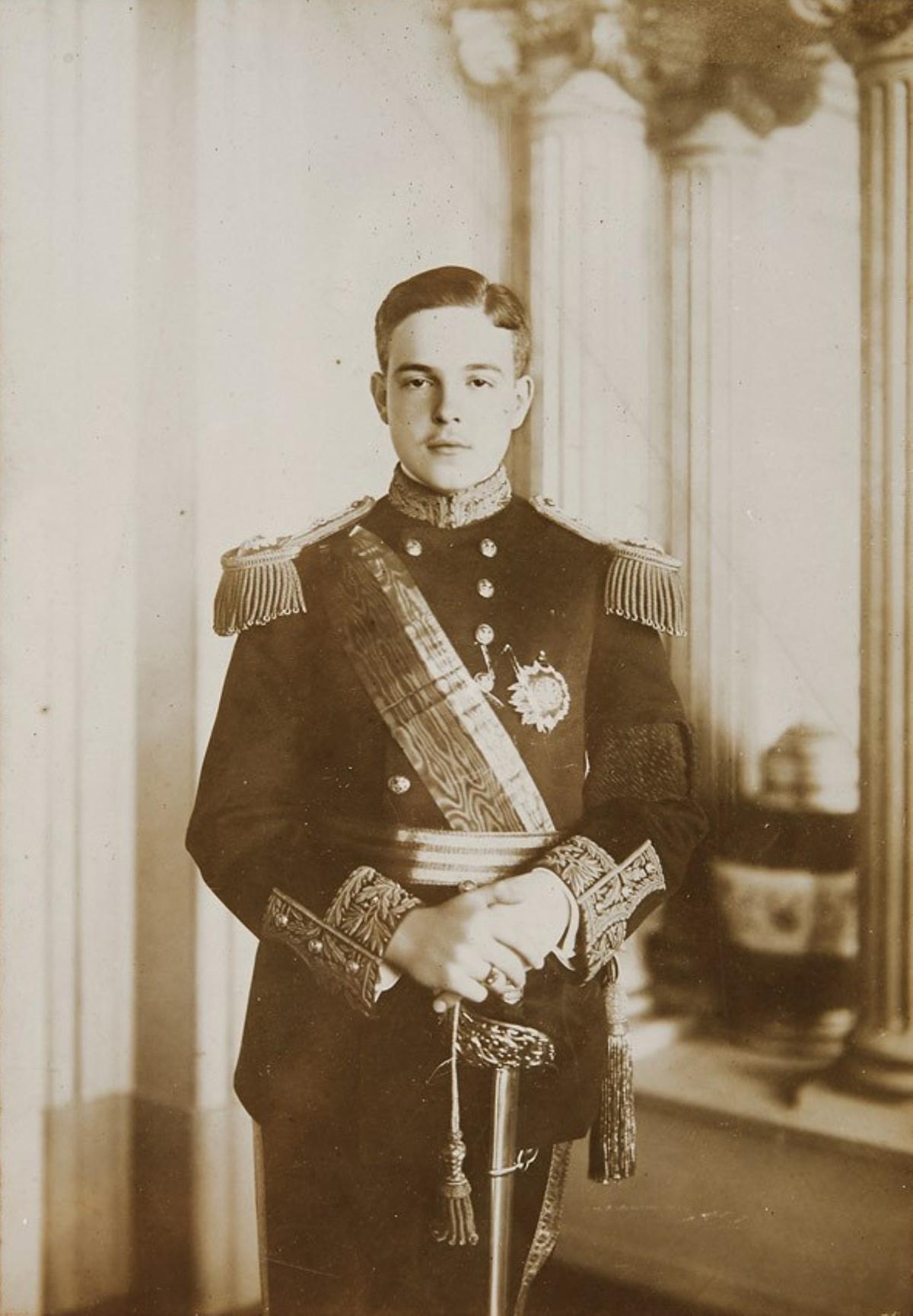 Manuel II, último rey de Portugal, destronado el 5 de octubre de 1910.